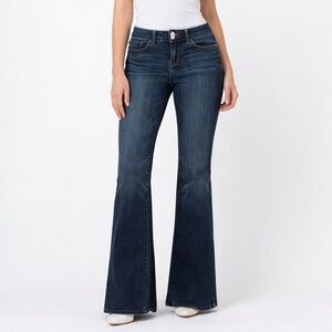 American Eagle Artist Flare Size 4 Long Dark Blue Jeans